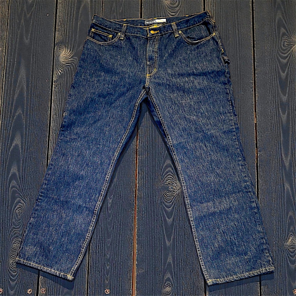 (NWOT)Carhartt Men's Relaxed Fit Denim Blue Jeans. For Construction Work